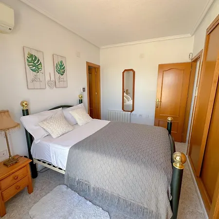 Con Piscina Privada